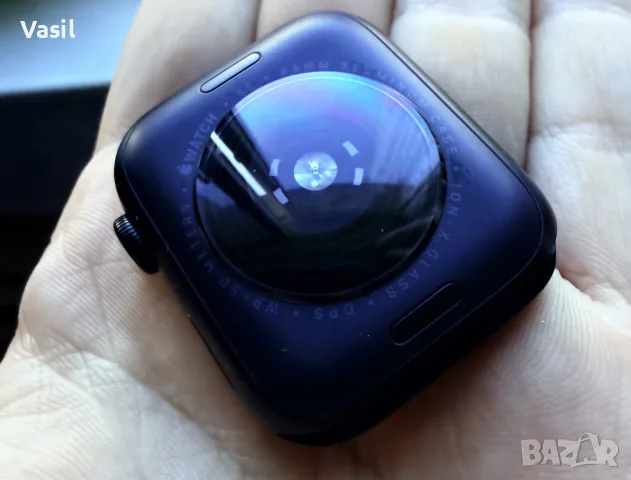 Apple Watch SE 2 44mm Midnight – Отлично състояние + аксесоари, снимка 4 - Смарт часовници - 56106615