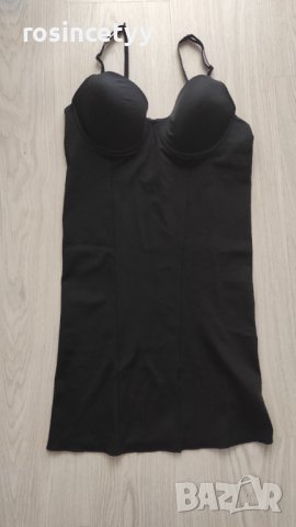 Малка секси черна рокля