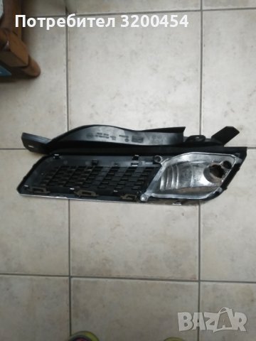 Оригинална решетка с мигача , за Нисан Микра, снимка 2 - Аксесоари и консумативи - 42902027