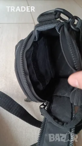 чанта за фотоапарат през рамо кръст Samsonite, снимка 10 - Чанти, стативи, аксесоари - 12904354