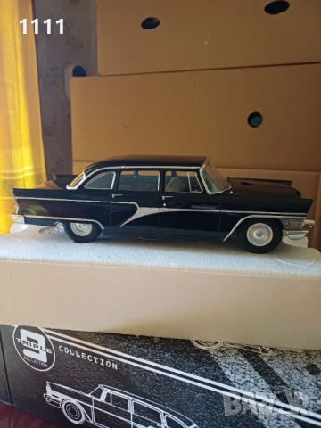 Чайка -Газ 13м 1/18, снимка 4 - Колекции - 54179777