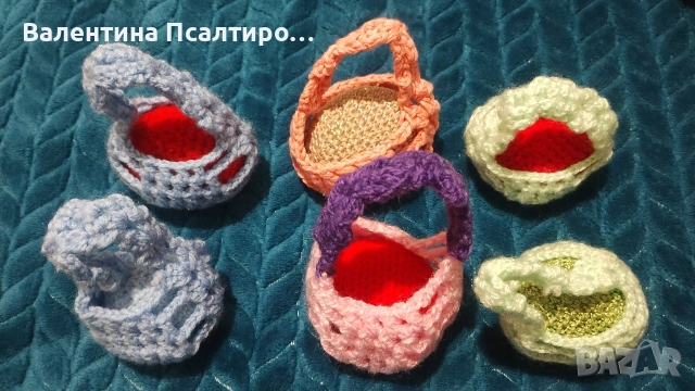 Великденски кошнички с яйца