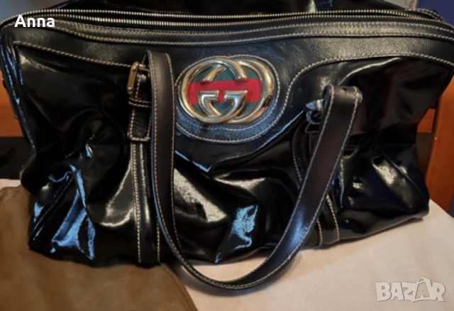Дамска чанта Gucci, снимка 2 - Чанти - 52646226