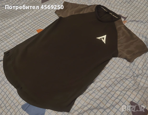 Спортна тениска Above The Rest (ATR) – Размер S – Камуфлажни ръкави