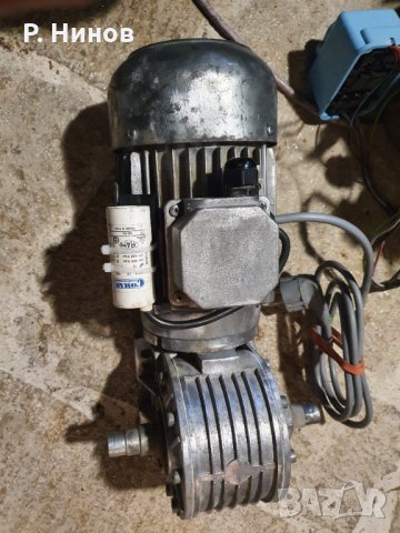 Монофазен ел.двигател 30 оборота, снимка 1