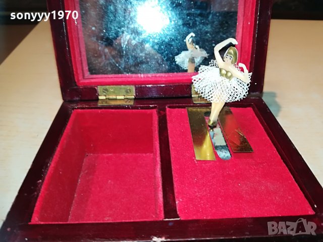 AL SWAN LAKE-музикална кутия-С БАЛЕРИНА-внос франция, снимка 4 - Колекции - 29491097