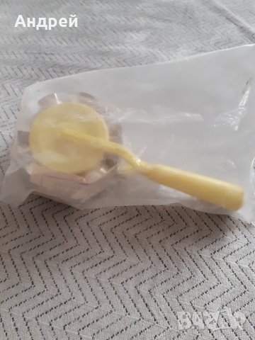 Стар валяк за сладки