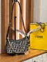 Fendi дамски чанти различни цветове , снимка 6