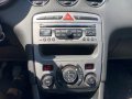 Peugeot 308 1.6 eHDI 6ск НАВИ, снимка 12