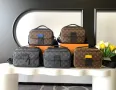 Чанта Luis Vuitton S Lock Messenger M 58489
, снимка 2