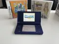 Nintendo DSi син + 2 оригинални игри , снимка 1