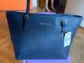  Дамска чанта Michael Kors  Jet Set Travel Medium Multifunction Tote Sapphire, снимка 1