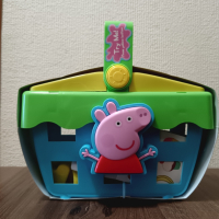 Сортер кошница с фигурки на Peppa Pig с мелодия. , снимка 1 - Образователни игри - 44924228
