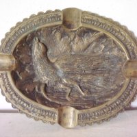 Стар бронзов пепелник с птиче, снимка 1 - Антикварни и старинни предмети - 30515946