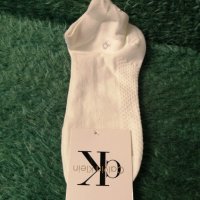Чорапи Calvin Klein - 42 размер, снимка 1 - Мъжки чорапи - 37342578