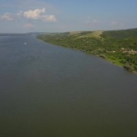 Дългосрочен наем на дворно място с постройки ТОК и ВОДА, снимка 2 - Вили - 44174441