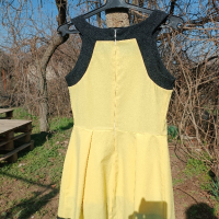 дамска рокля в Жълто М -35лв, снимка 3 - Рокли - 44750449