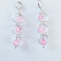 Много красиви и стилни обеци в нежно розово и сребърно от новата ни колекция, снимка 2 - Обеци - 29345201