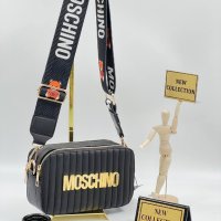 Moschino дамска чанта през рамо код 206 , снимка 3 - Чанти - 40632799