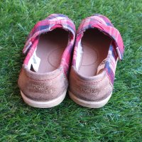 Детски обувки Toms, снимка 3 - Детски обувки - 42910891