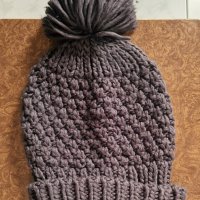 Дамска зимна шапка, снимка 2 - Шапки - 38721238