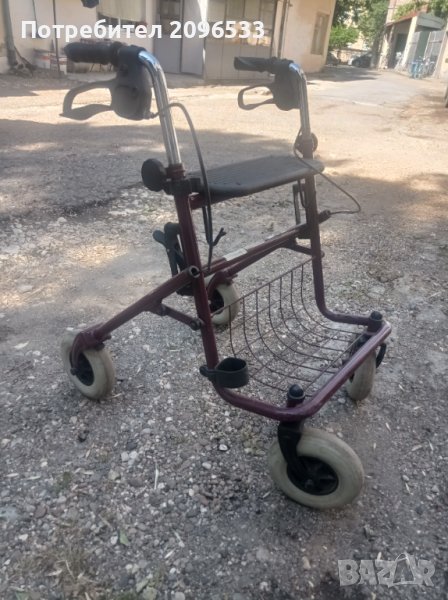 Червен ролатор, проходилка, снимка 1