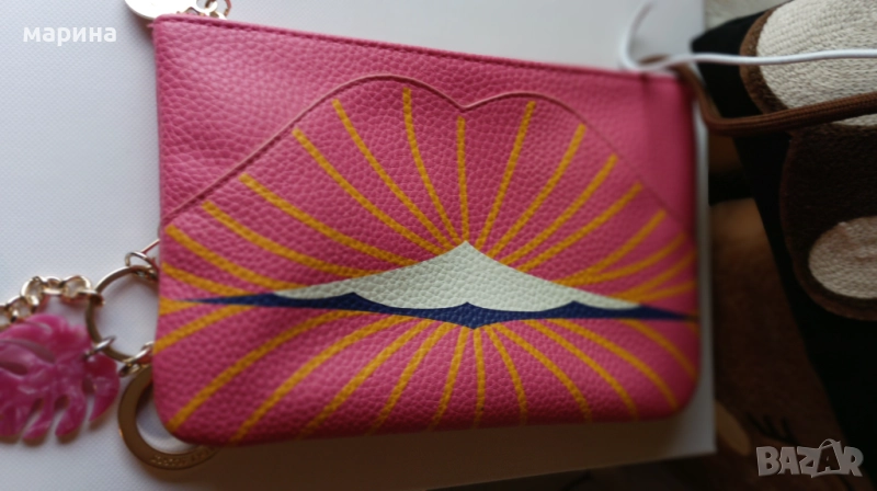 Escada , снимка 1