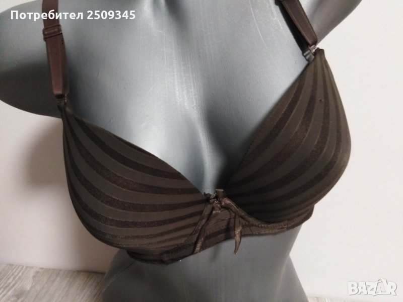 Сутиени D чашка, снимка 1