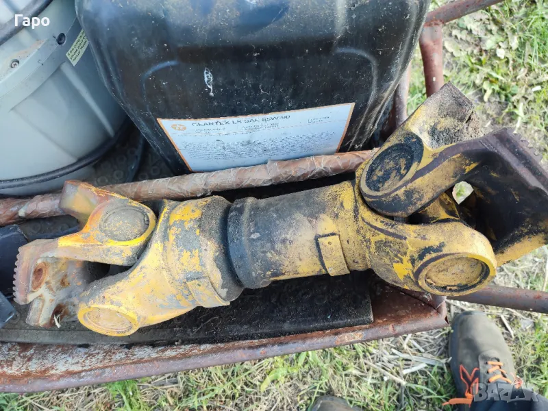 Кардан и хидравлични цилиндри, снимка 1