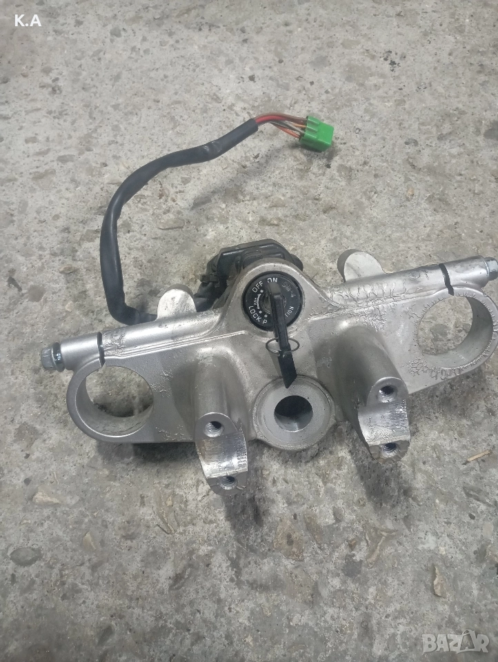 Контактен ключ Suzuki Bandit / GSF 600, снимка 1