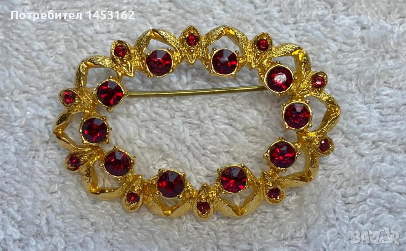 Стара брошка с гранатово стъкло, снимка 1