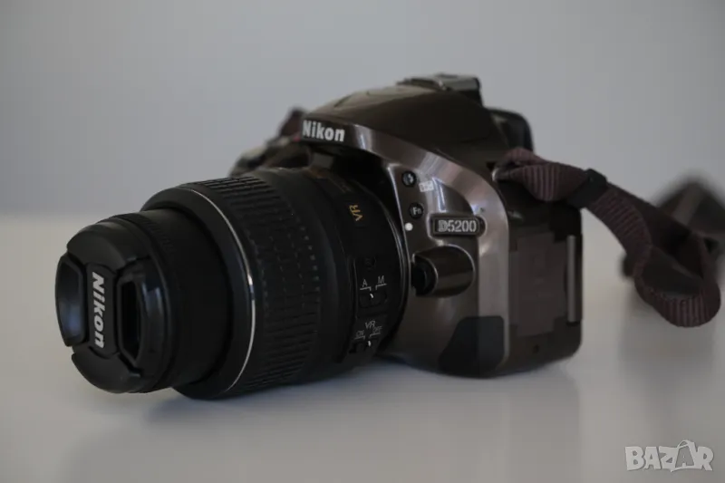 Фотоапарат Nikon D5200 + AF-S DX NIKKOR 18-55mm, 12k кадъра, снимка 1