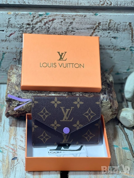 портмонета в кутя louis vuitton, снимка 1
