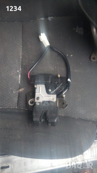 Брава багажник авенсис, снимка 1