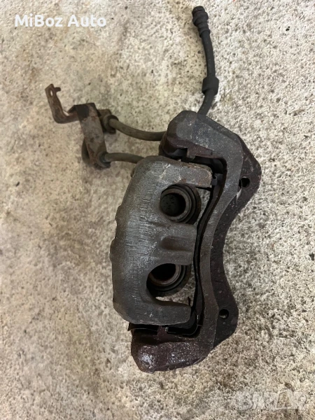 Спирачен апарат преден Мицубиши Аутлендър 2 Mitsubishi Outlander (2006-2012), снимка 1