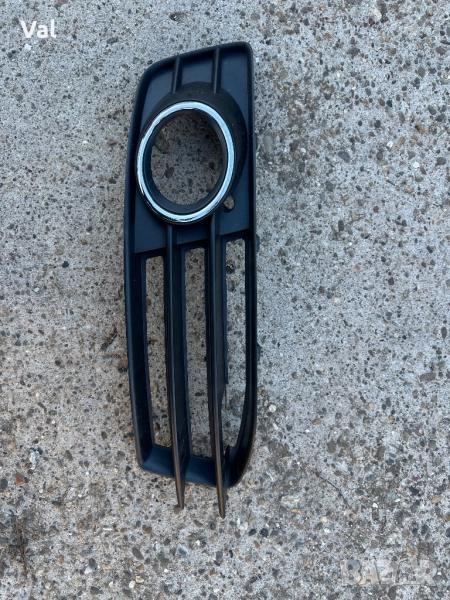 Решетка за халоген Audi A3 b8 , снимка 1