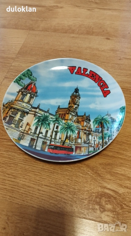 Красива чиния от Валенсия-Испания, снимка 1
