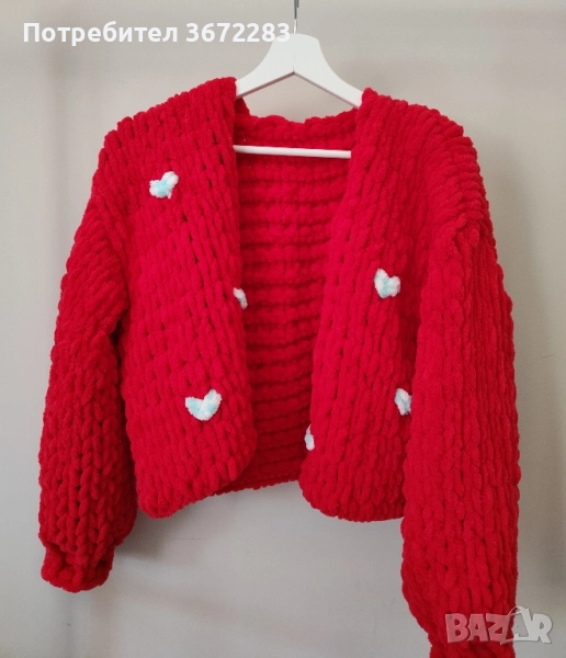 Ръчно плетена жилетка от мека прежда, снимка 1