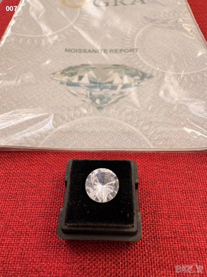 Мойсанит / Диамант 8мм, 2ct, GRA сертификат, снимка 1
