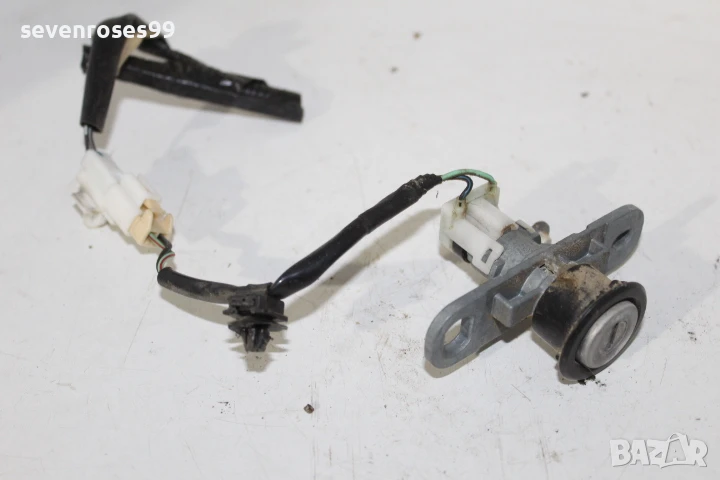 Патрон багажник Мазда 3 2008 2.3i 158hp Mazda 3 седан, снимка 1