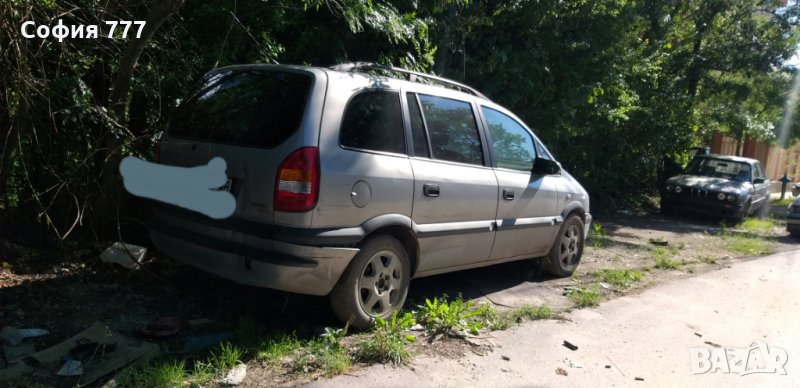 Opel Zafira 1,6 101 коня бензин колата се продава цяла за части, снимка 1