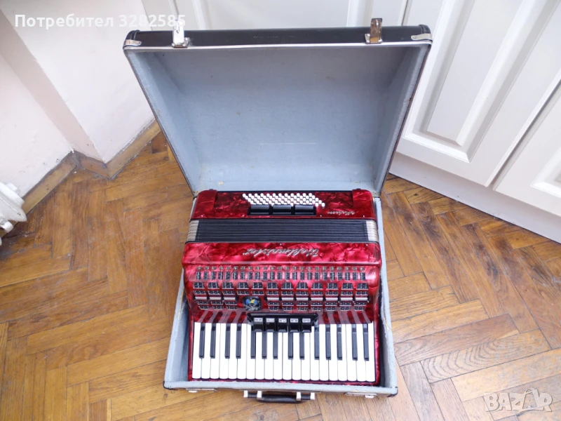 Акордеон Велтмайстер Метеор 60 баса, снимка 1
