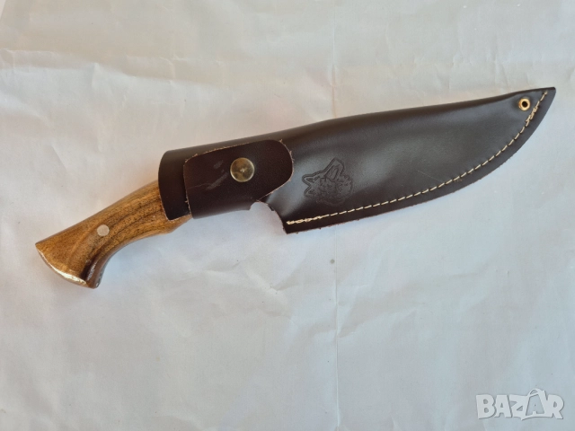 Ловджийски  голям нож с кания