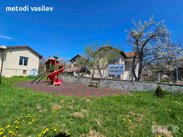 Продавам къща с.Светля общ.Ковачевци обл.Перник, снимка 5 - Къщи - 54343270