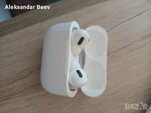 продавам Apple AirPods Pro, снимка 3 - Bluetooth слушалки - 52935640