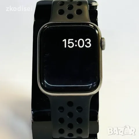 Часовник APPLE WATCH 4 44mm NIKE