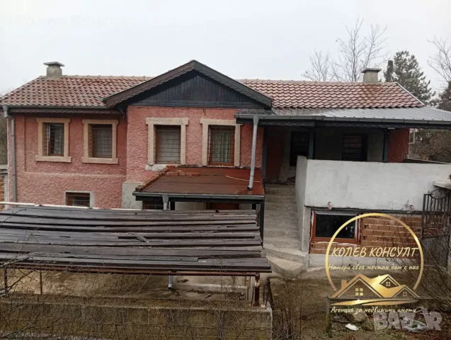 къща село Динево