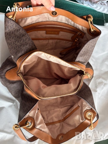 Michael Kors чанта , снимка 6 - Чанти - 47151328