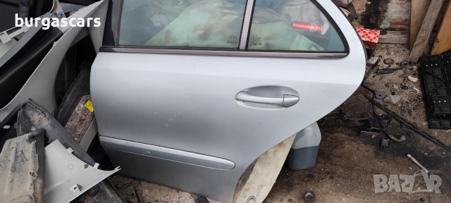 Врата предна лява задна лява Mercedes E220 W211 - 100лв, снимка 2 - Части - 52468948