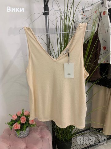 Дамски потник в М размер, снимка 4 - Потници - 44142401